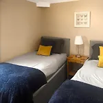 Bay *